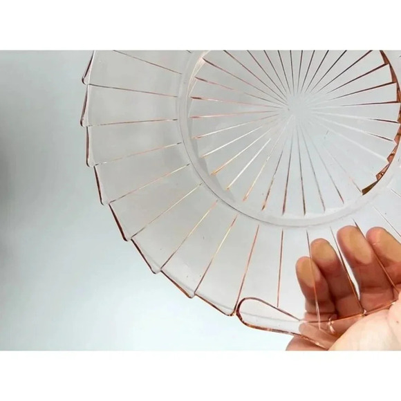 Sierra Pinwheel Jeannette Pink 1930's Depression Glass Decorative | Serving Plat - Picture 6 of 9
